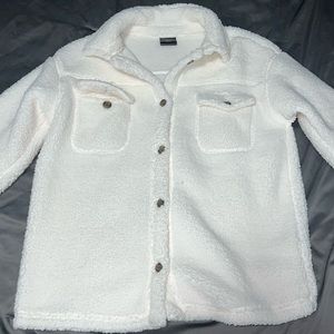 Sherpa flannel style jacket/top!